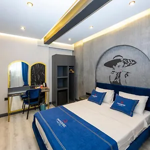 3* Hotel Paradise